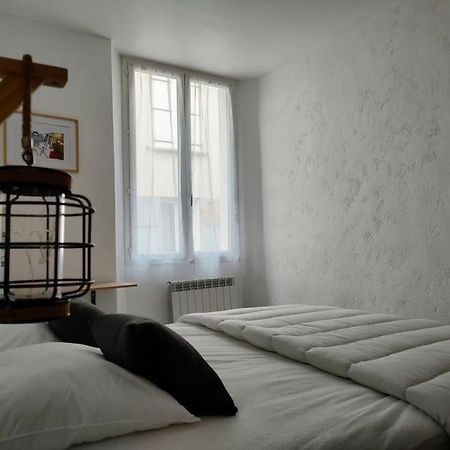 Appartement Au Coeur Du Village Sisteron Dış mekan fotoğraf